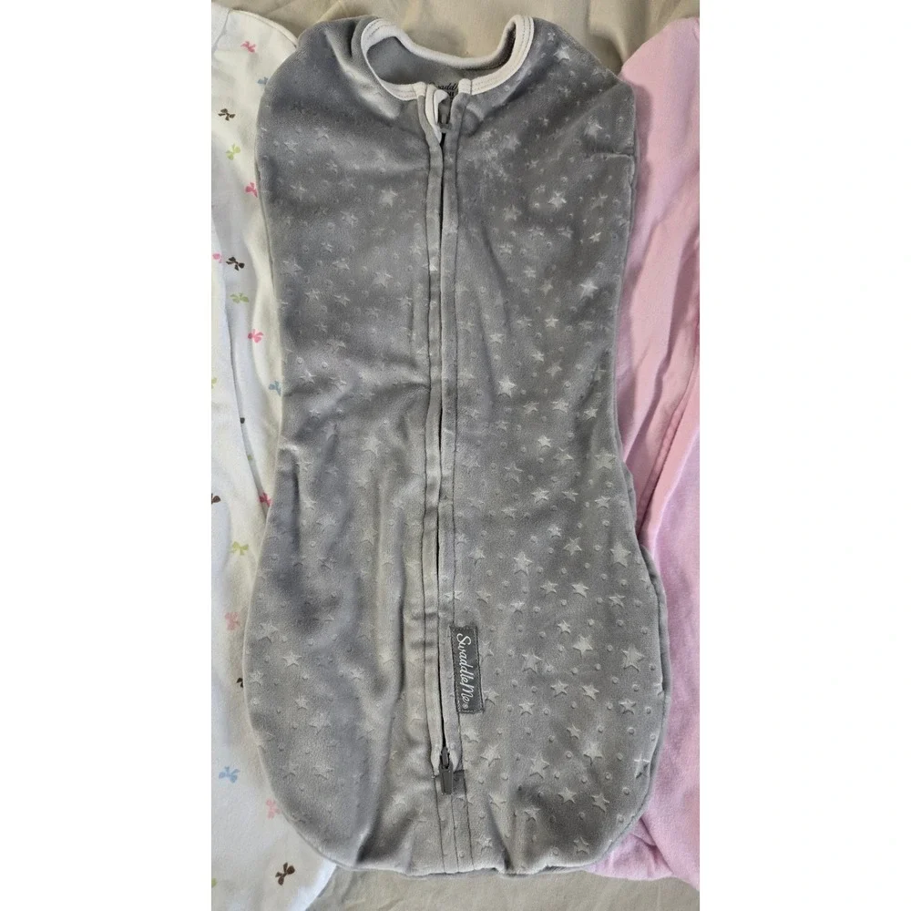 SwaddleMe pod infant